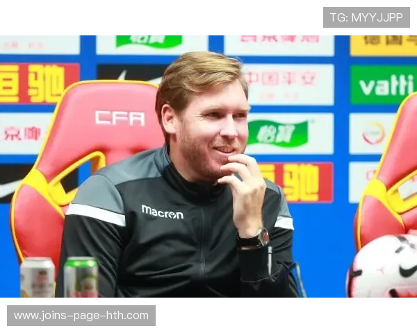 大连主帅战术革新被称“攻防一体化范本”